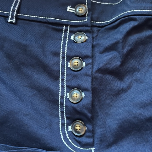 LOFT navy blue wide leg pants.Button front. Accent white stitching.Size 14Mcurvy - Picture 4 of 11